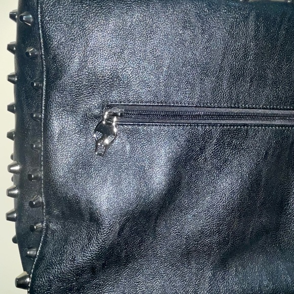 Scarleton Vegan Leather Messenger Bag - Picture 5 of 8